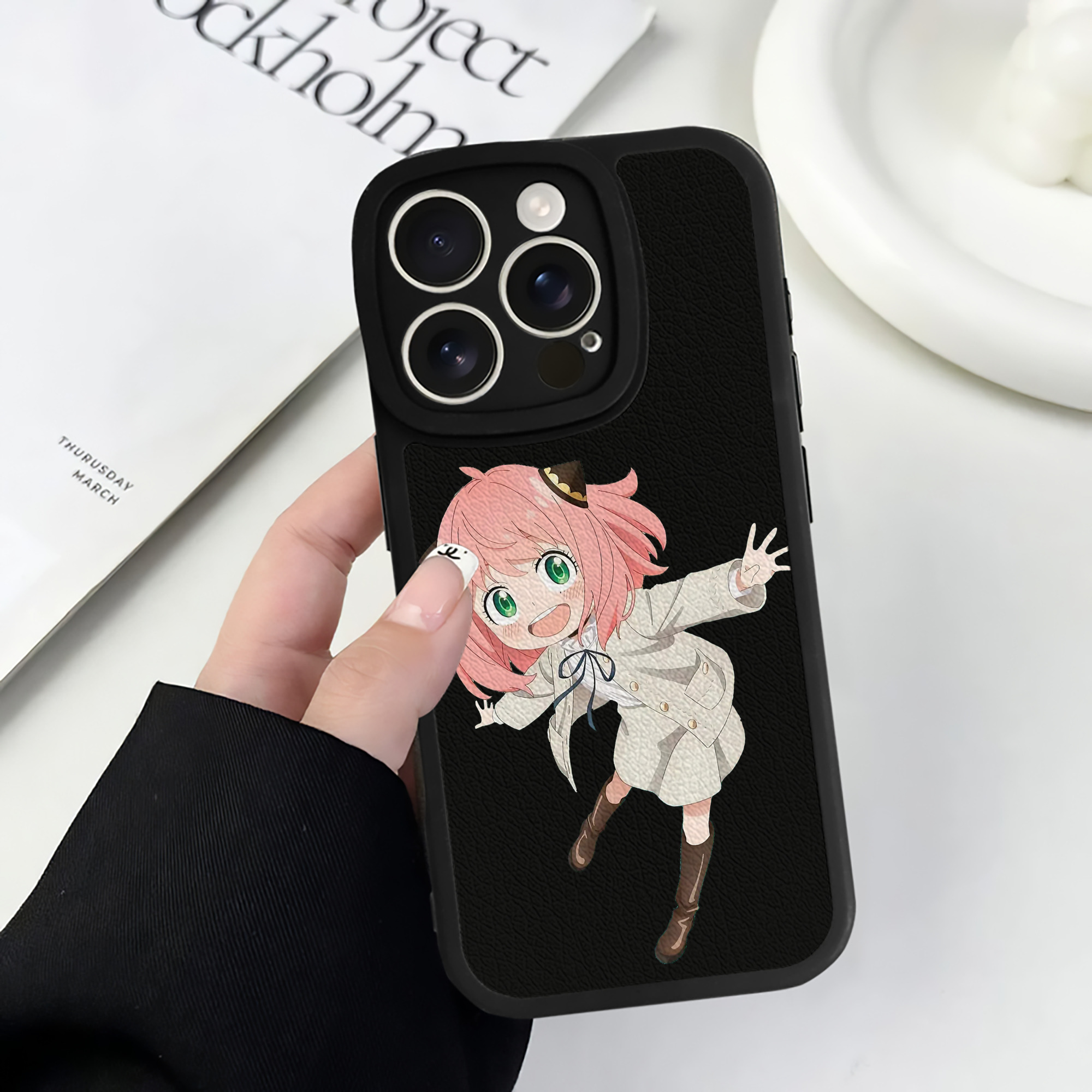 （画像用） SPY×FAMILY间谍家家酒 【iPhone 16シリーズ対応】シリコンスマホケース（レザー調） 材質：シリコン